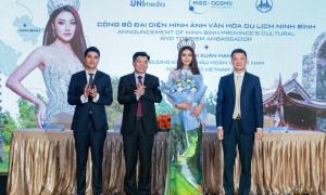 Người đẹp Miss Cosmo 2024 diễn thời trang ở quần thể di sản thế giới Tràng An