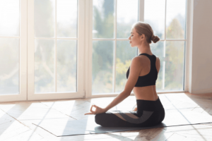 Cách tập yoga hiệu quả: Các tư thế khởi động buổi tập yoga hiệu quả bạn không thể bỏ qua