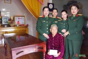 Niềm vui của mẹ Chơn