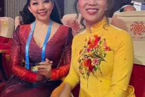  NTK-TS Quỳnh Paris là ngọn hải đăng cho các nhà thiết kế đầy tham vọng và là biểu tượng tiên phong của sự gắn kết văn hóa - thời trang.