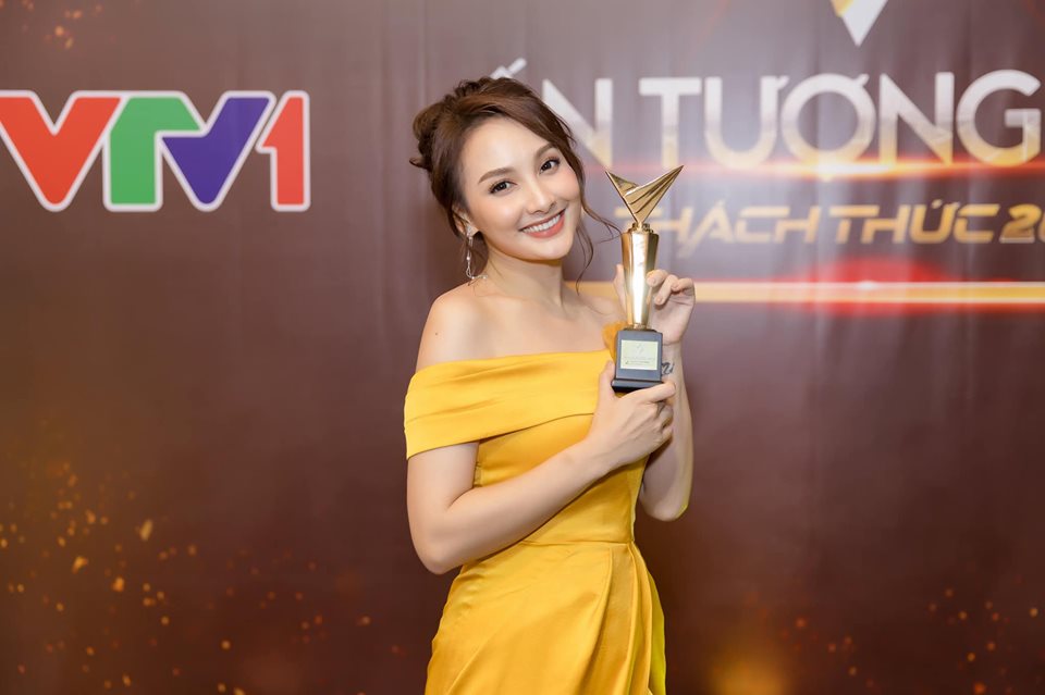 Bảo Thanh bất ngờ tự nhận là “con oắt con” của showbiz Việt gây sốt